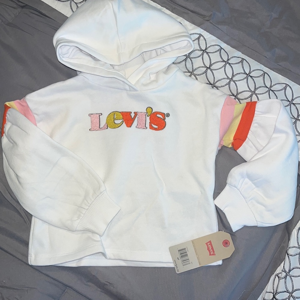 Brand new!!! Baby girl Levi’s hoodie size 4T!